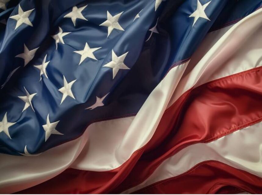 Bandera de los Estados Unidos. Aquí la letra del icónico himno nacional de Estados Unidos en inglés y su traducción al español.